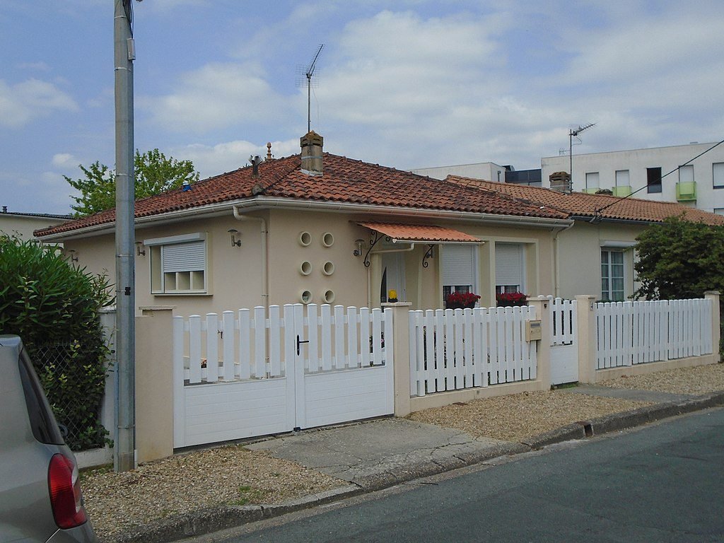 Installer une clôture en PVC